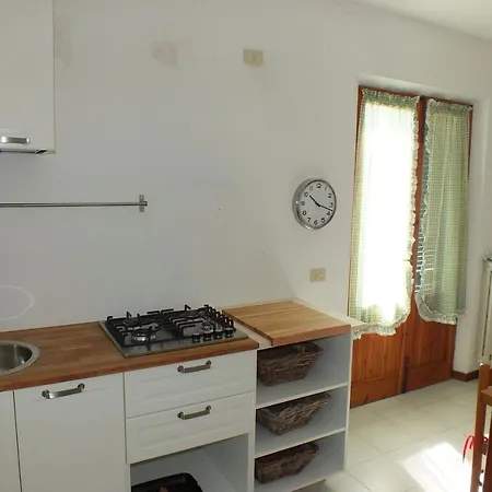Alzi Apartment