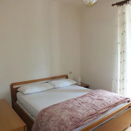 Apartment Alzi
