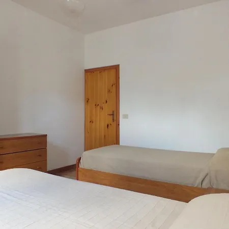Apartment Alzi *